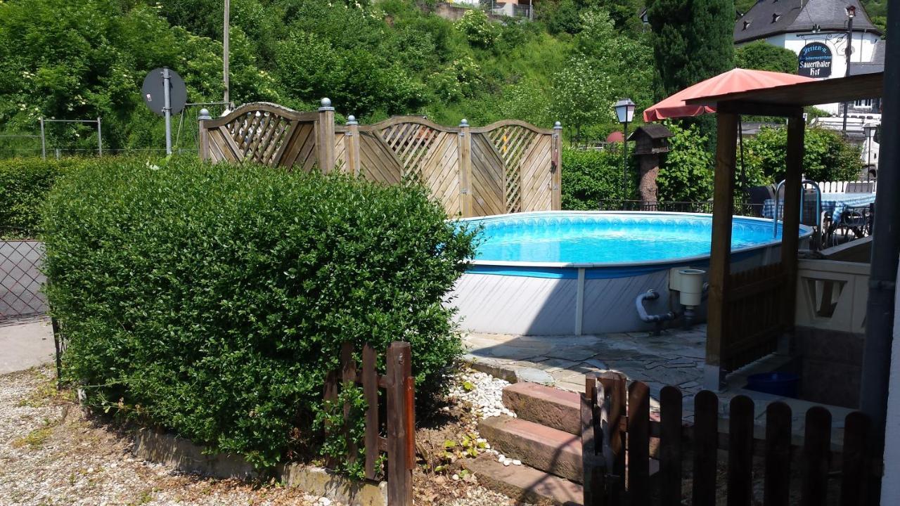 Ferien Und Selbstversorgerhaus Fuer Gruppen Sauerthaler Hof - Loreley エクステリア 写真